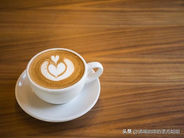 讓文人們喜歡的、并紛紛寫進(jìn)書里的“歐蕾咖啡”到底是什么？