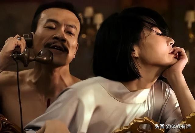 許晴的臀、舒淇的唇、李小冉的胸，這些中年女星性感起來能迷死人