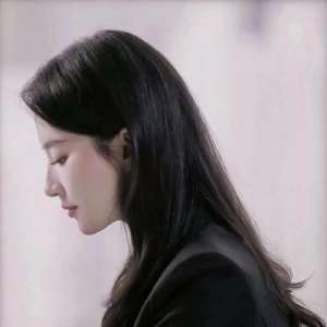 個(gè)性女生網(wǎng)名(個(gè)性的吃雞網(wǎng)名女又菜又兇-可愛點(diǎn))