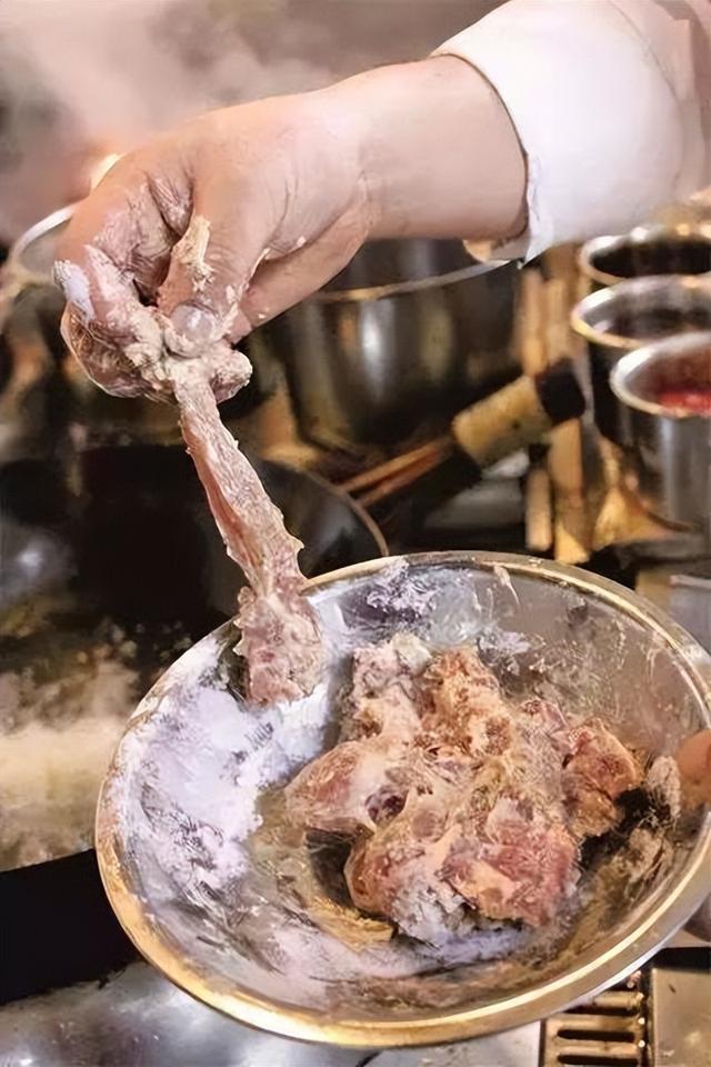 女孩子必學(xué)的35道家庭拿手菜，做法詳細操作簡單，先收藏起來備用