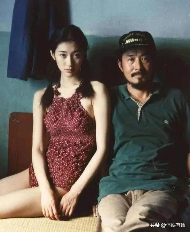 許晴的臀、舒淇的唇、李小冉的胸，這些中年女星性感起來能迷死人
