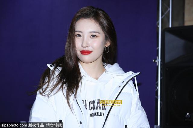 看多了美艷的洋妞，還是來看看清純可愛惹人疼的亞洲女星