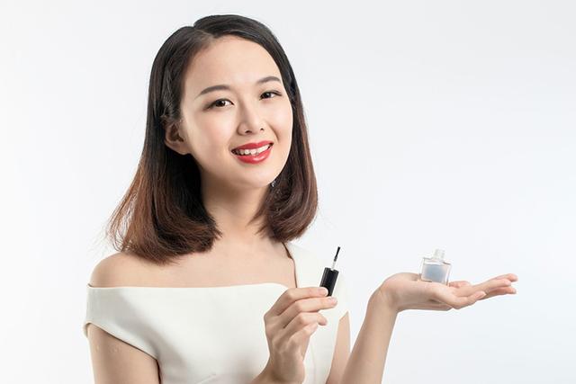 什么樣的女人算有“女人味”，男人們是這樣認(rèn)為的，女人要懂