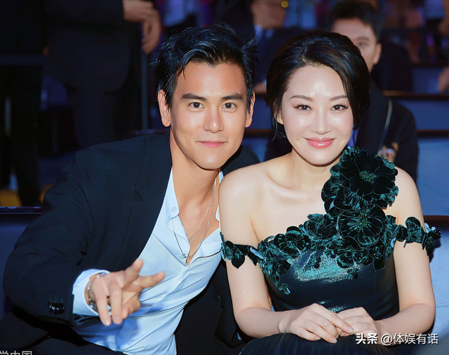 許晴的臀、舒淇的唇、李小冉的胸，這些中年女星性感起來能迷死人