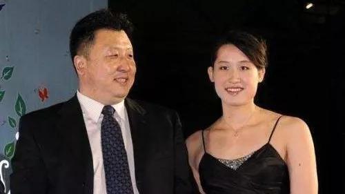 中國游泳史上十大美女，張雨霏傅園慧羅雪娟入選，奧運冠軍嫁教練