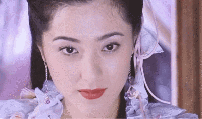 許晴的臀、舒淇的唇、李小冉的胸，這些中年女星性感起來能迷死人