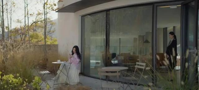 人畜無害的清純美女，正在悄悄變“壞”？這就叫做真正的蛇竭美人