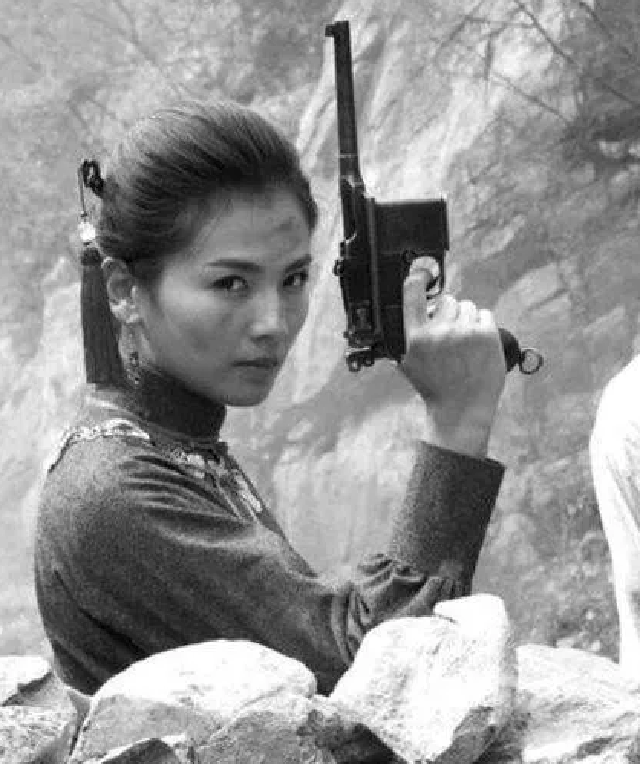 湘西美女土匪，曾說：誰殺5個鬼子就嫁給誰，解放后為何被槍決？