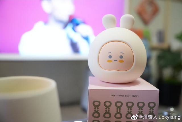 奇奇怪怪的可愛女生網(wǎng)名
