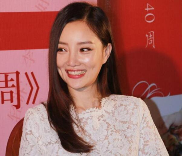 誰說顴骨高女孩不好看，看看這些明星你就知道了