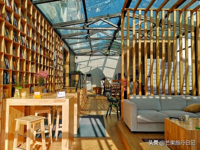 新疆旅游，到回族美女家做客，眼界大開，簡直是女人夢想的天堂