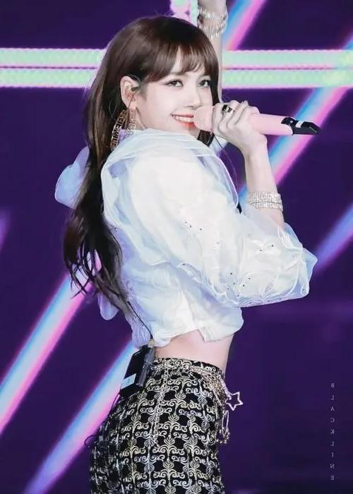 韓國走性感路線的美女，這身材也太好了吧