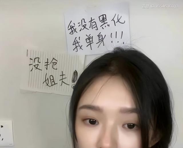 人畜無害的清純美女，正在悄悄變“壞”？這就叫做真正的蛇竭美人