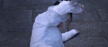人畜無害的清純美女，正在悄悄變“壞”？這就叫做真正的蛇竭美人