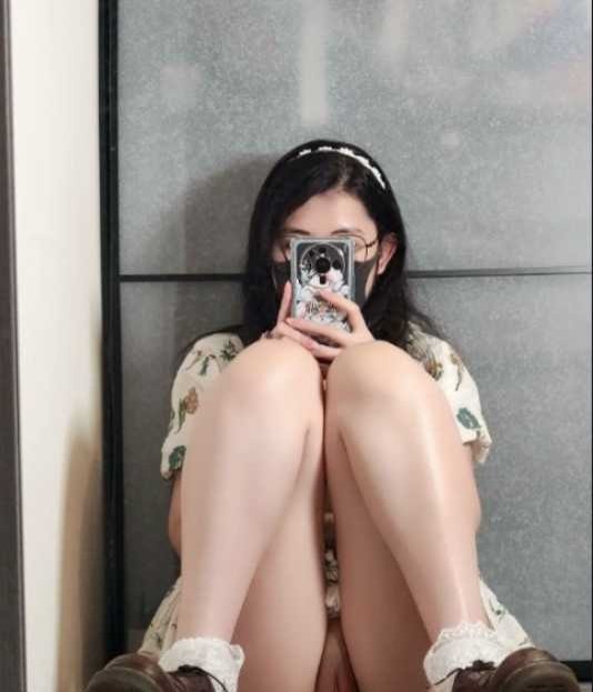 十個眼鏡九個騷，還有一個特別騷