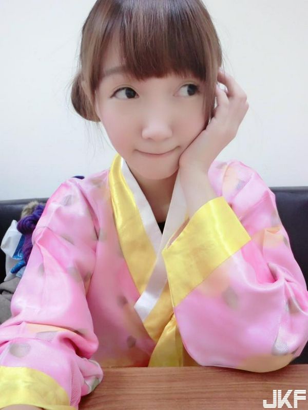 棒球場(chǎng)上的啦啦隊(duì)正妹尤咪Yumi