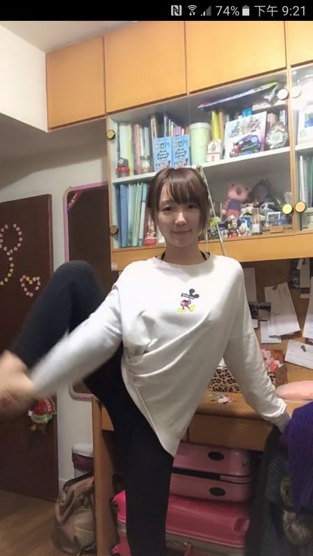 棒球場(chǎng)上的啦啦隊(duì)正妹尤咪Yumi