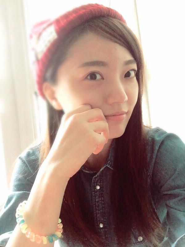 平冢奈菜波濤洶涌的私房照誘惑寫(xiě)真圖