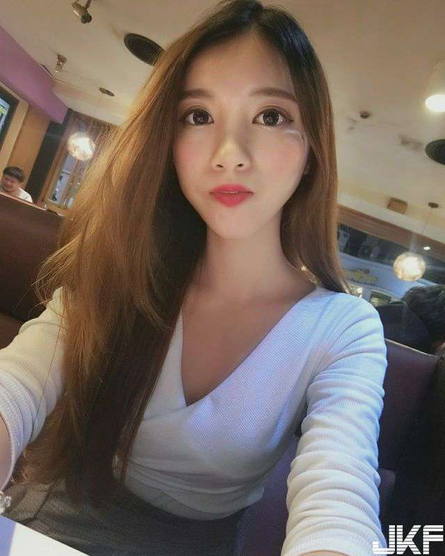 【圖文】夫前玩弄人妻董潔111