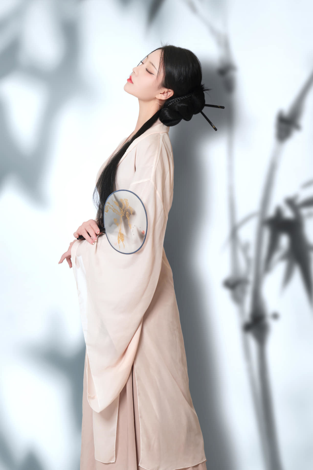 古風(fēng)中兩點(diǎn)憂傷