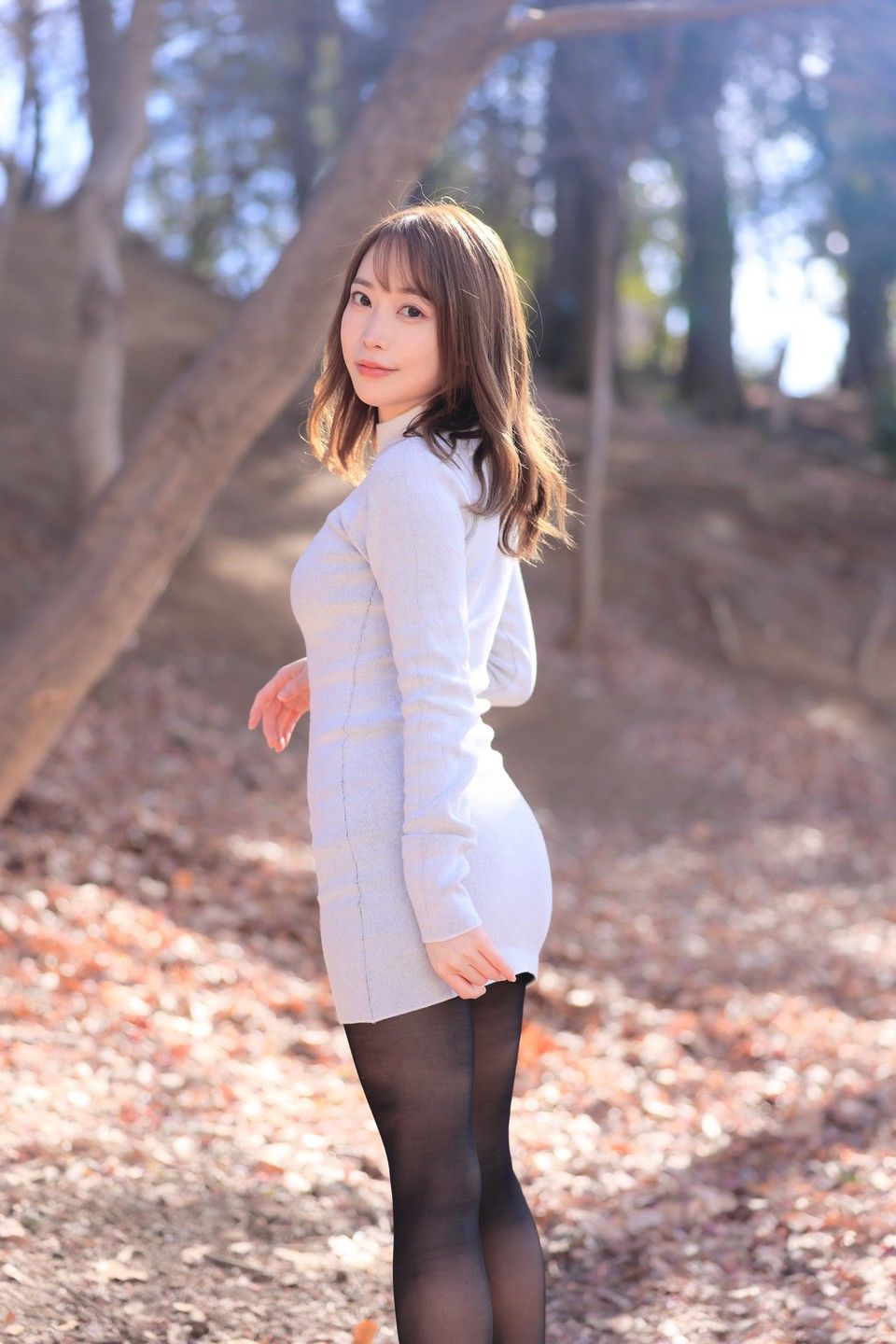 黑絲少婦