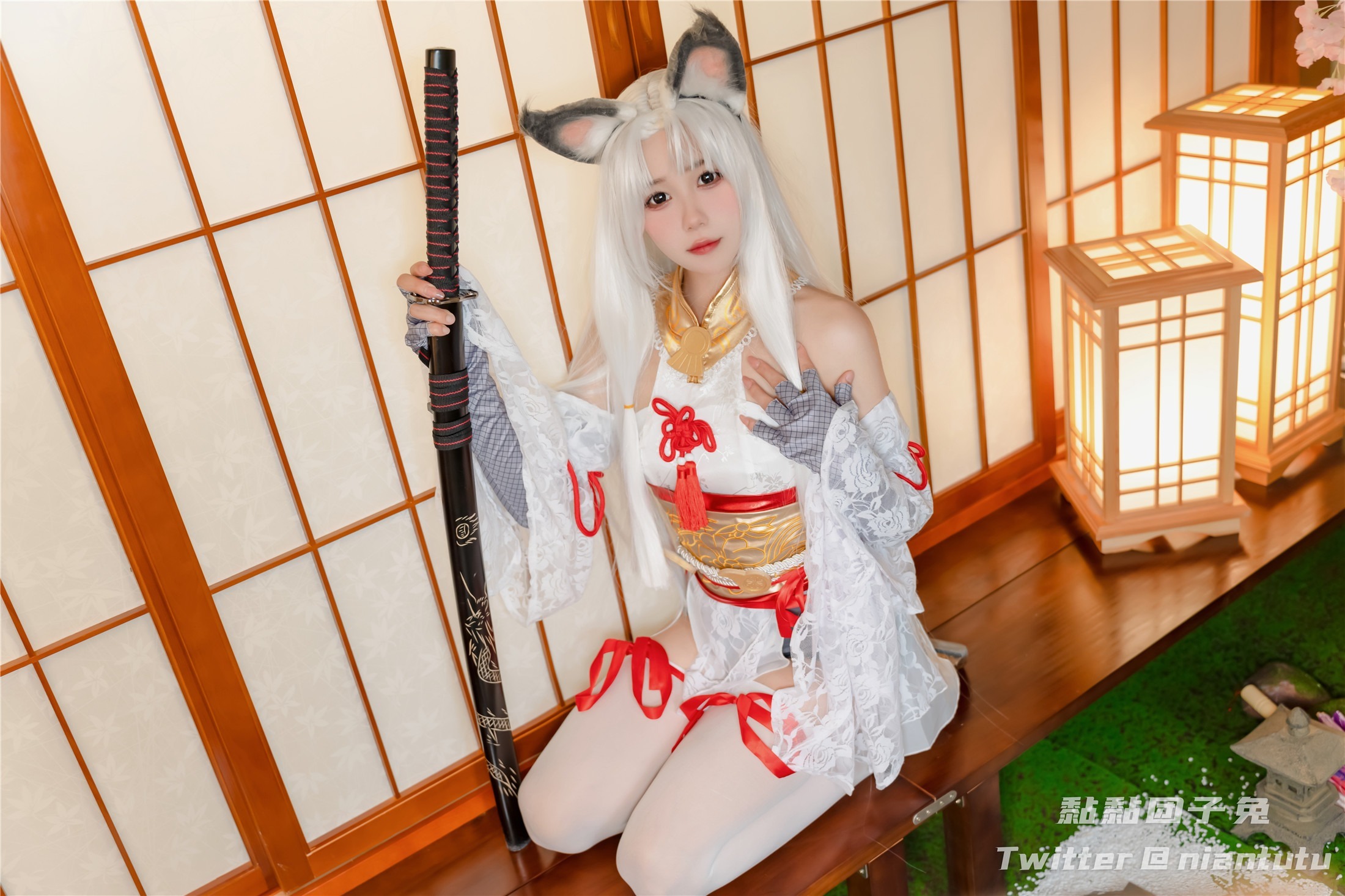 黏黏團(tuán)子兔 - 白絲胡桃