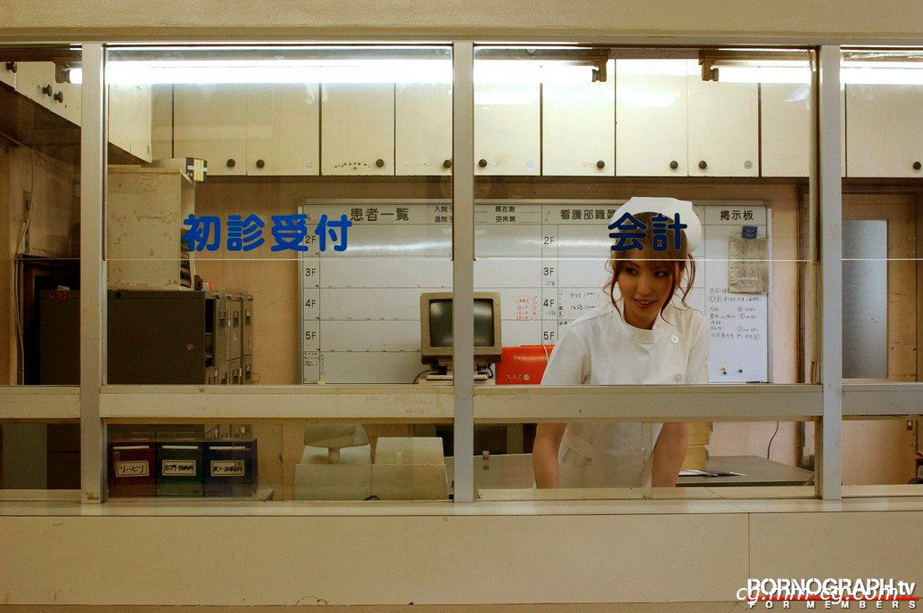 天氣太熱女人要發(fā)騷