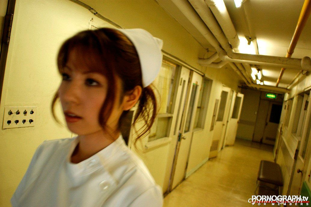 天氣太熱女人要發(fā)騷