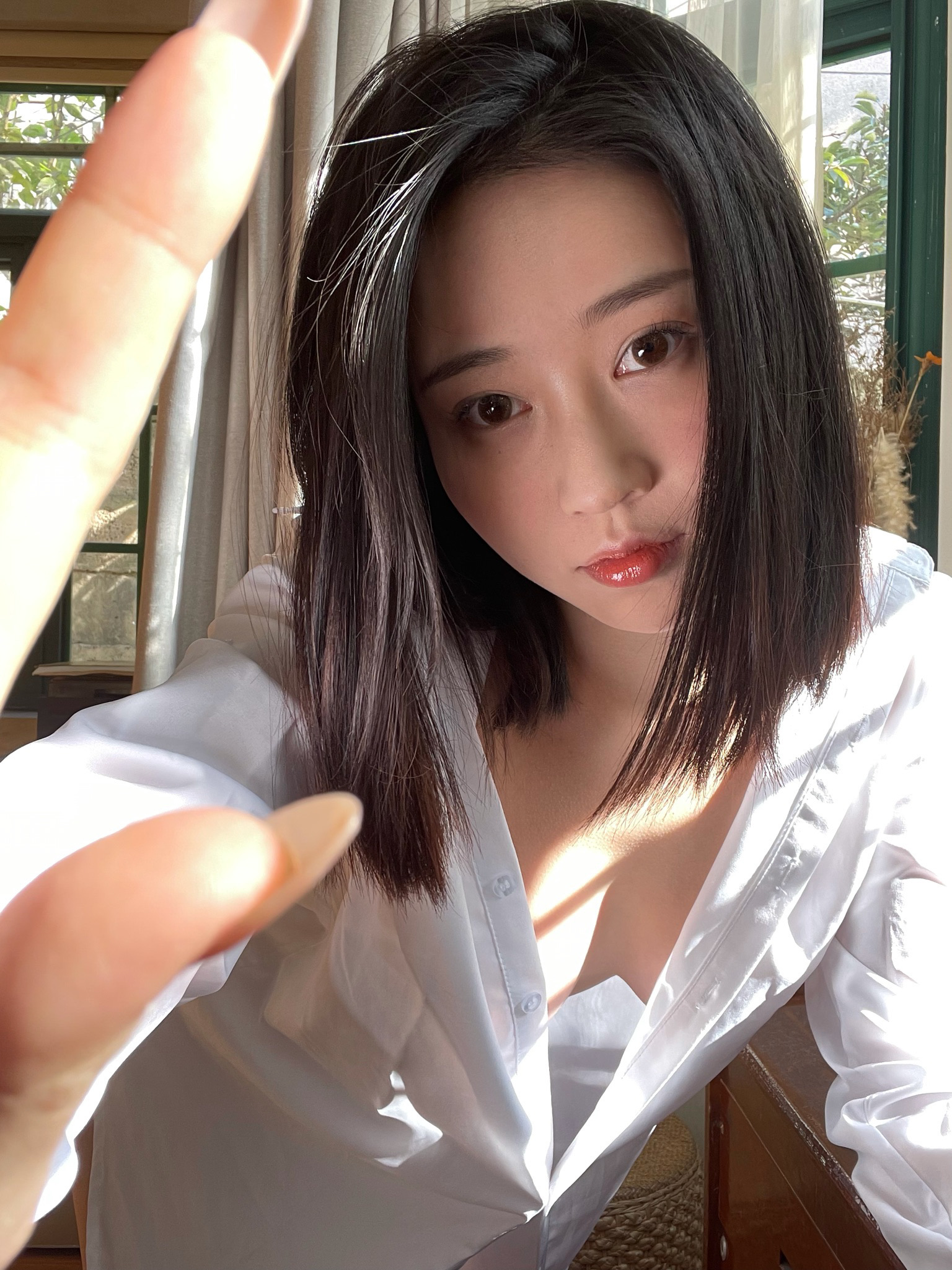 風(fēng)情萬種大美女
