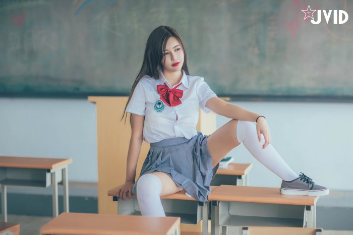 我們一起去教室學(xué)習(xí)吧