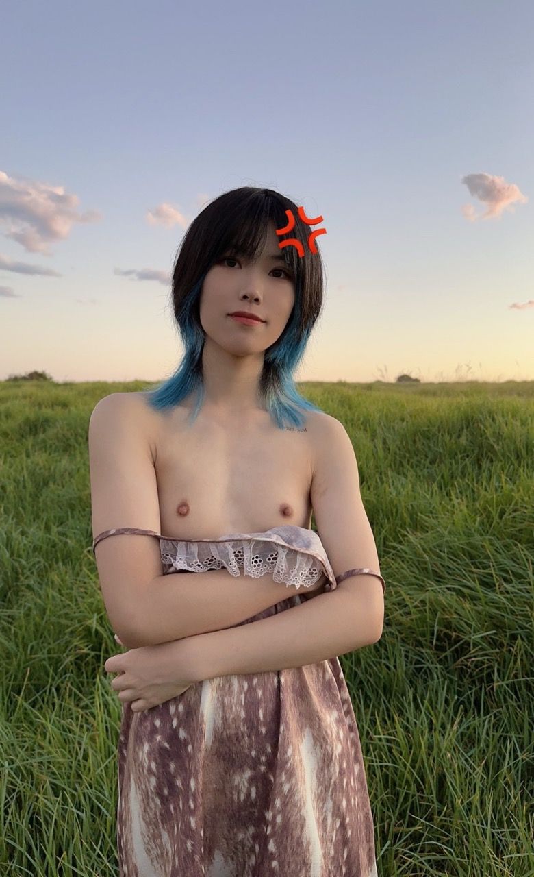 愛(ài)笑的極品貧乳學(xué)生妹