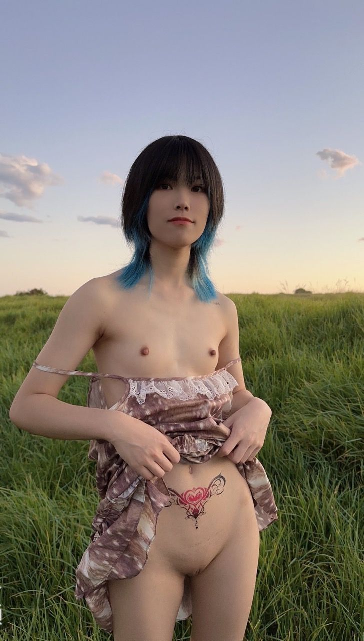 愛(ài)笑的極品貧乳學(xué)生妹