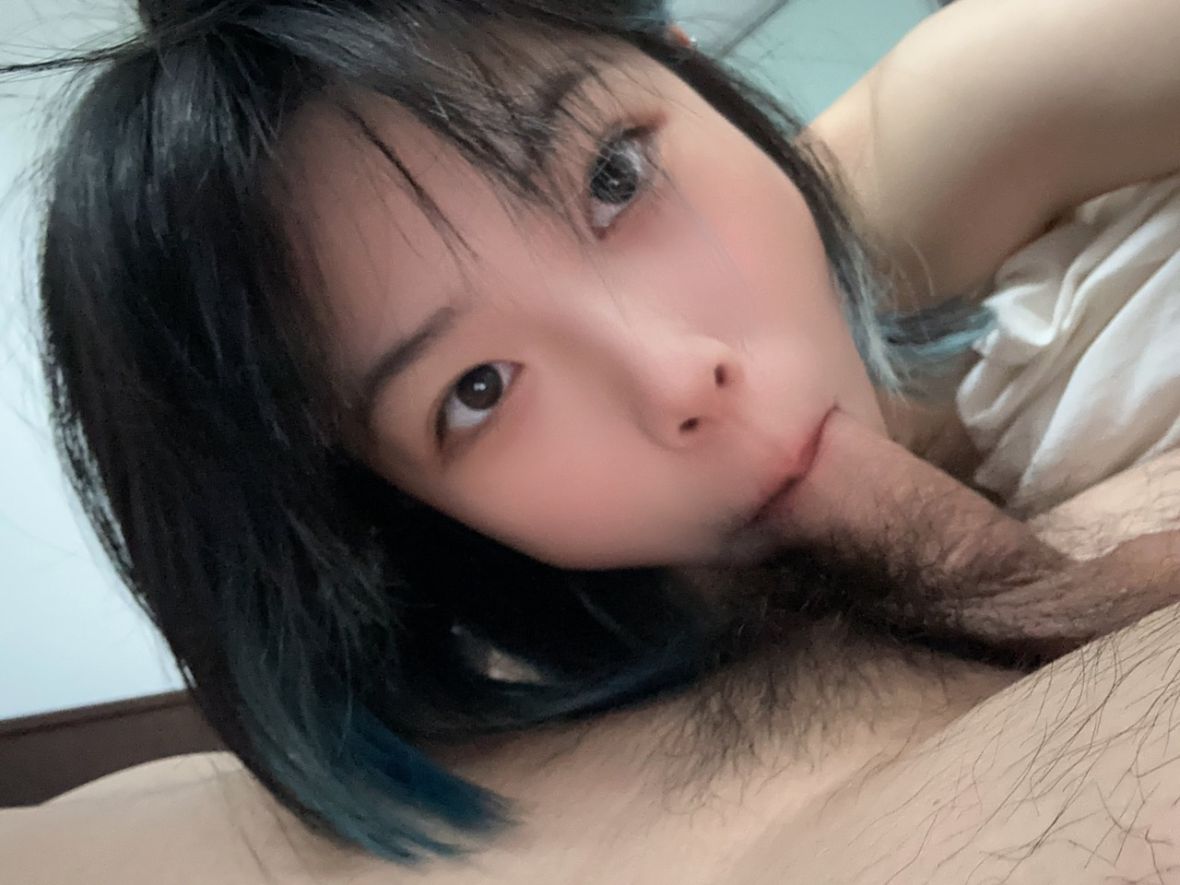 愛(ài)笑的極品貧乳學(xué)生妹