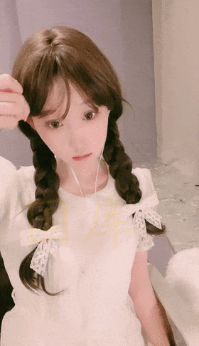 國產(chǎn)小姐姐的芳菲斗艷圖片2023081001