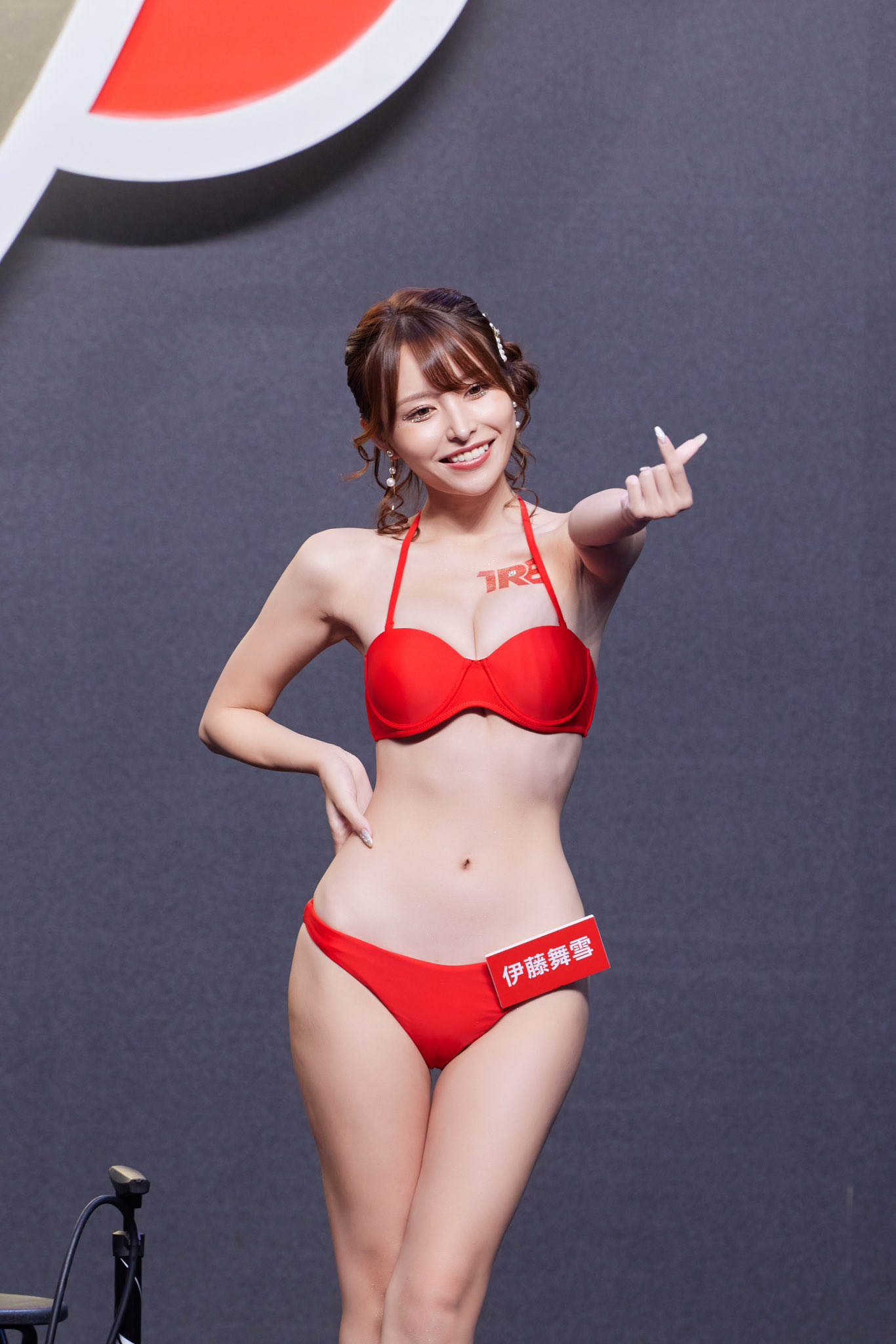 臺(tái)北成人展上漂亮的日本AV女優(yōu)