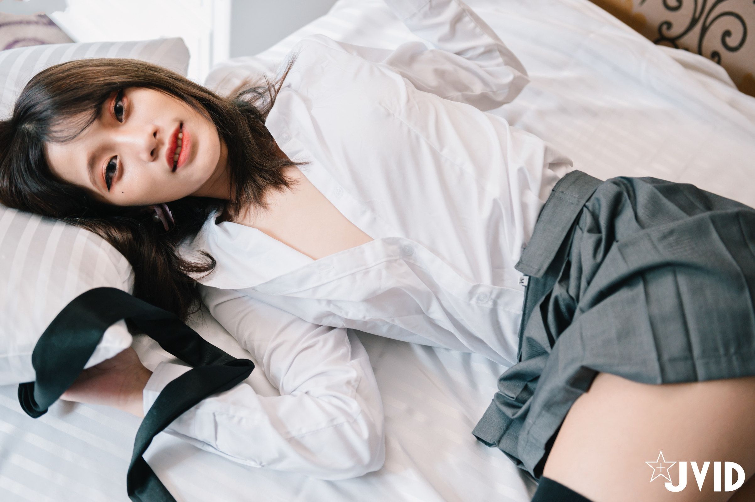 JK學(xué)妹風(fēng)騷的樣子