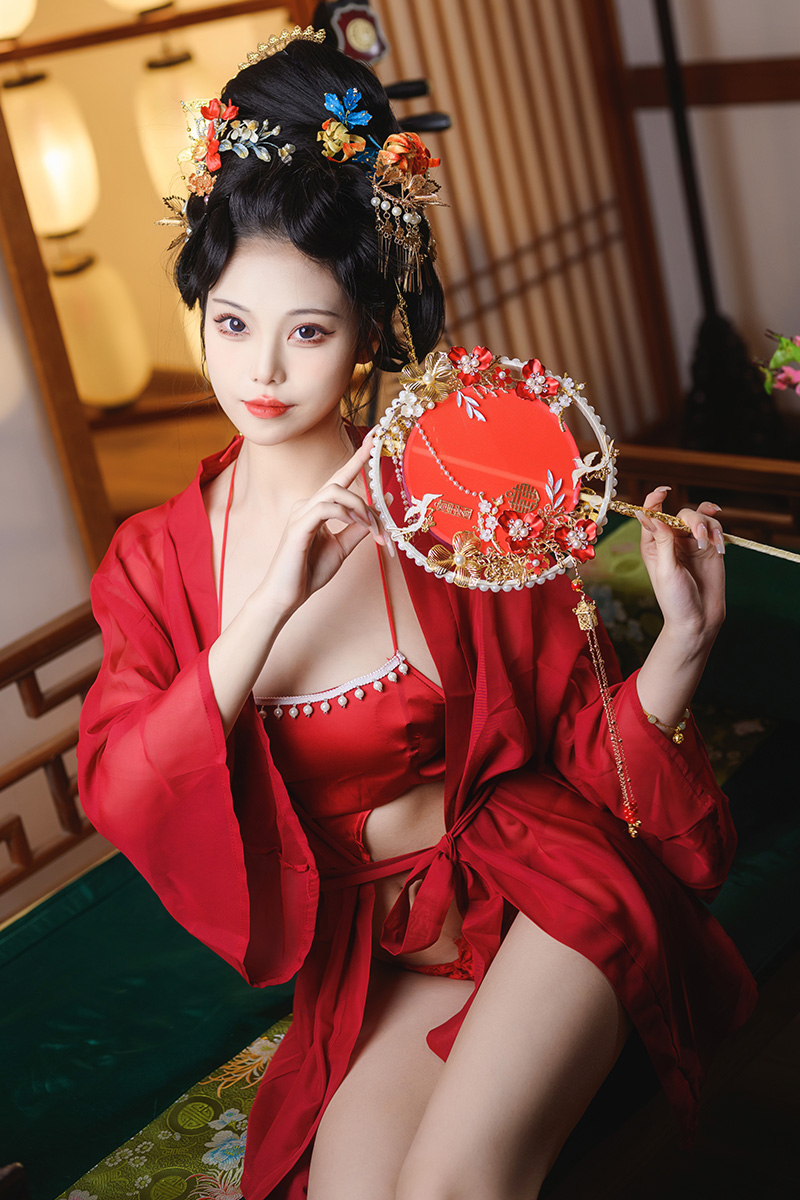 美女蜜汁貓裘甜美容顏?zhàn)屓穗y以忘懷
