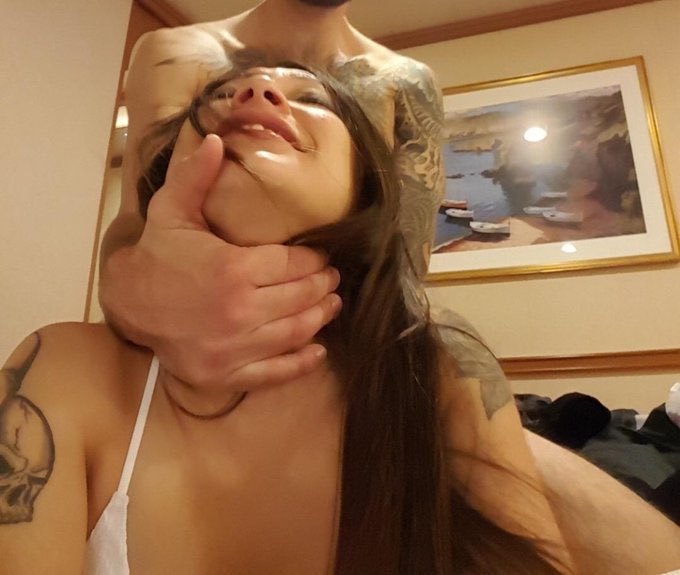 巧笑倩兮，美目盼兮