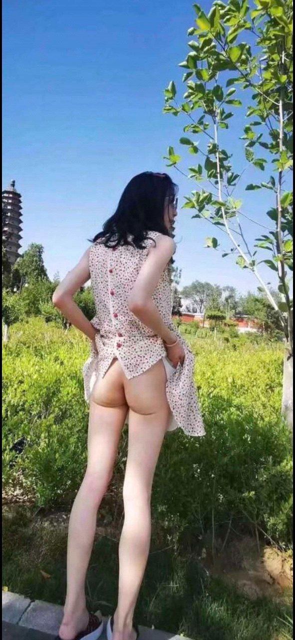 國產(chǎn)崛起之越來越多的妹子愛上了野外漏出