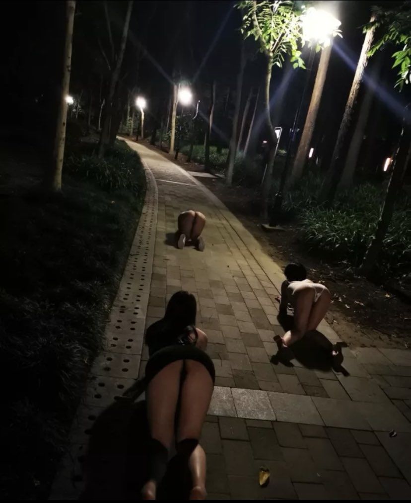國產(chǎn)崛起之越來越多的妹子愛上了野外漏出
