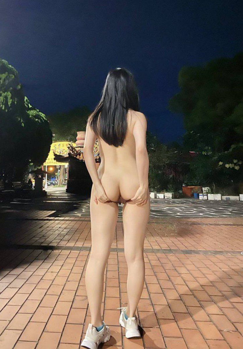 國產(chǎn)崛起之越來越多的妹子愛上了野外漏出