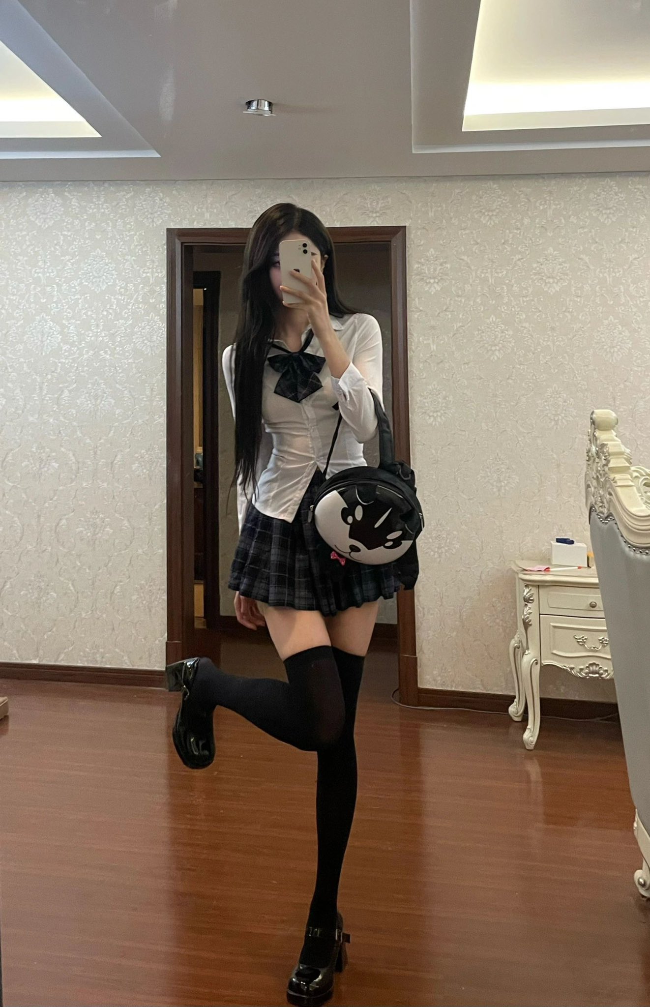 豈曰無衣，美有所依