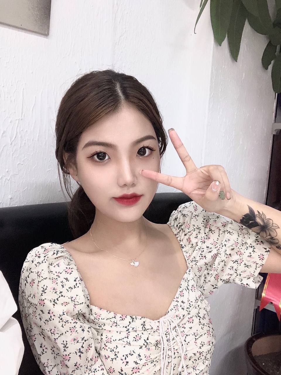 [第一期] 人前人后反差婊，你我的最愛