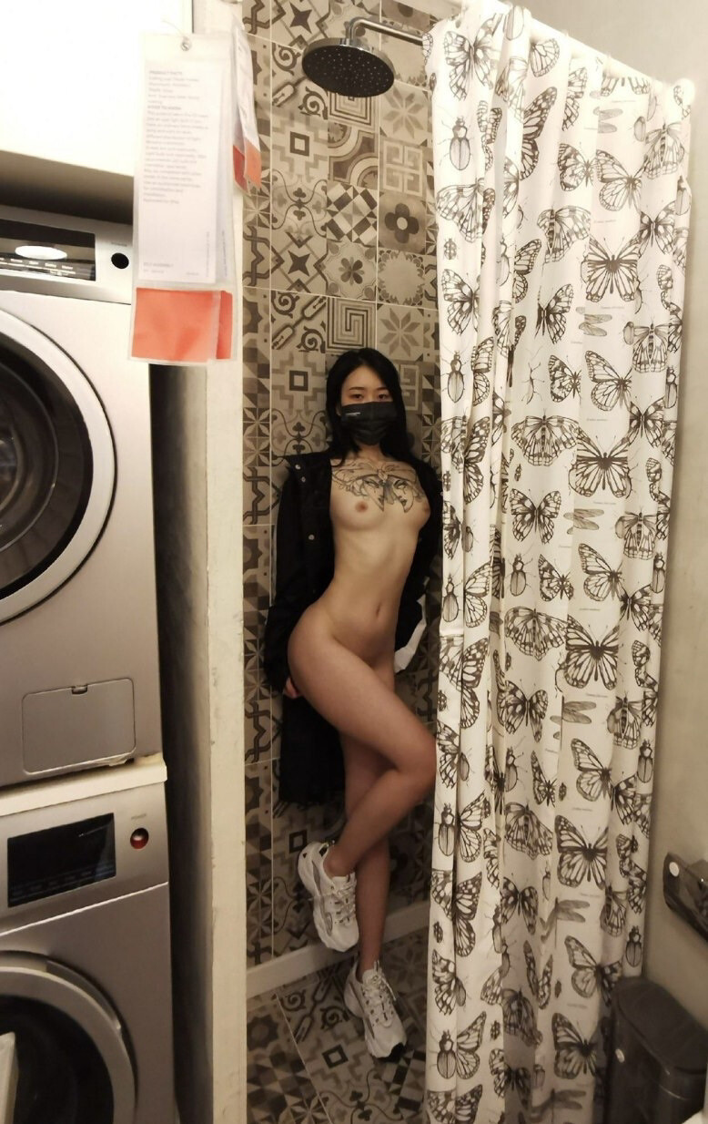 [小母狗] 兄弟們喜歡大屁股還是大奶子？