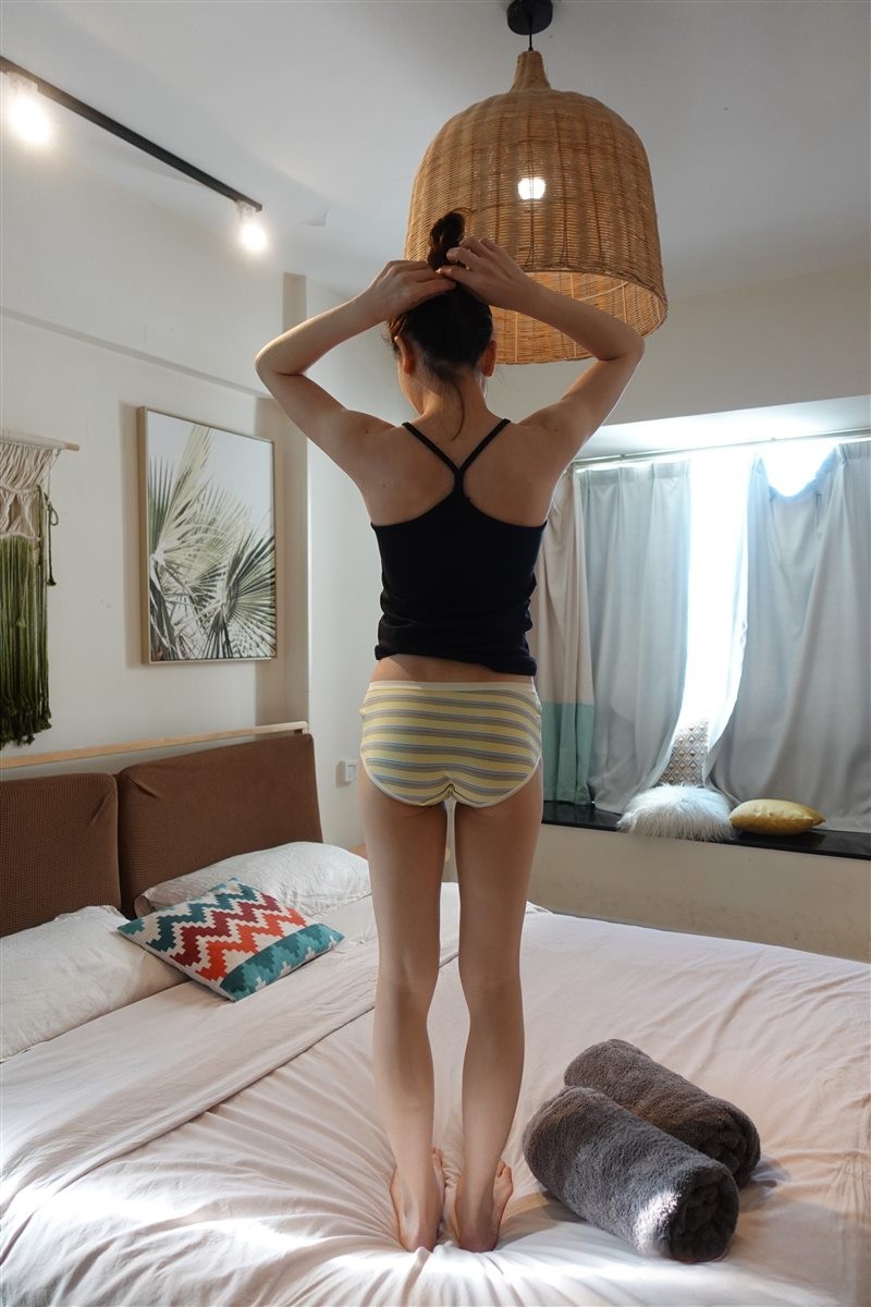 男人隨著年齡的增長，目光是向下移的