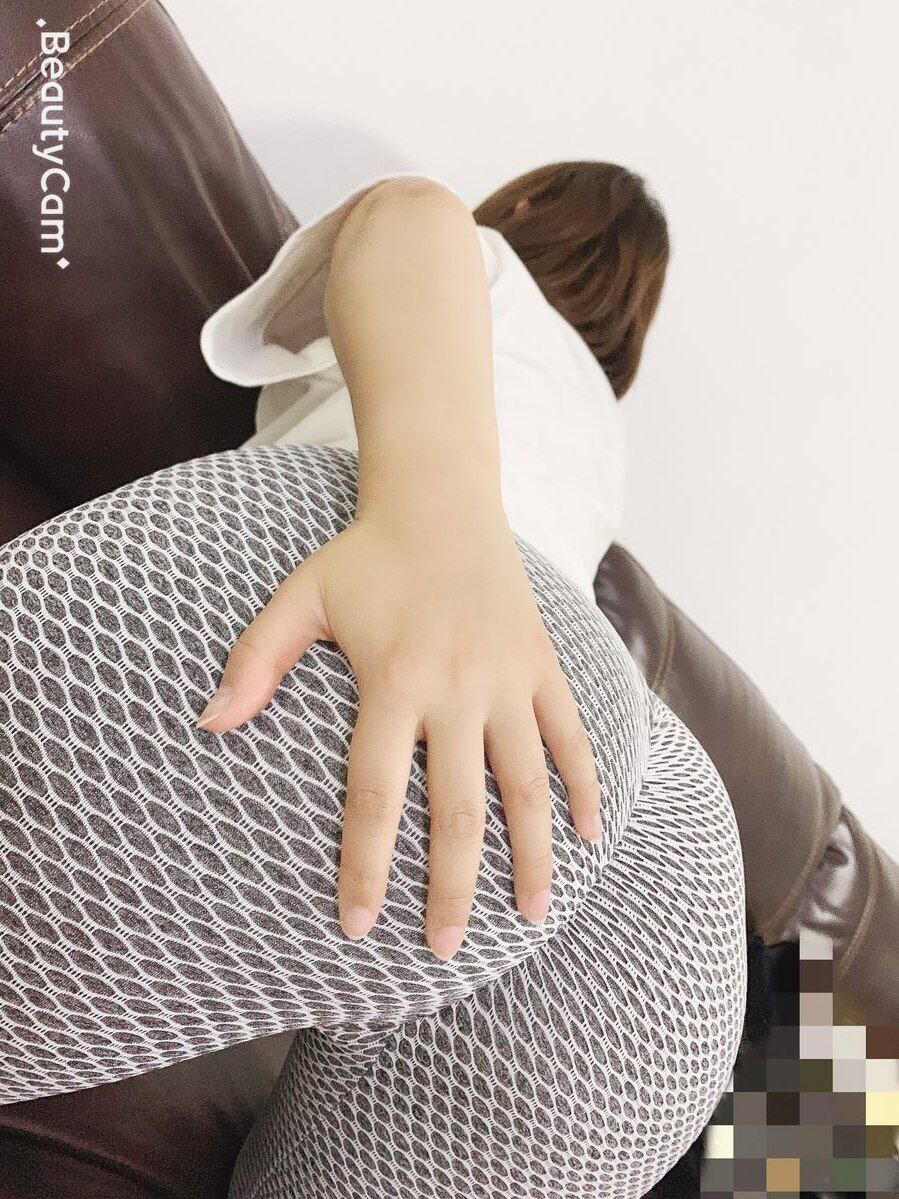 周六和大屁股黎老師一起加個(gè)班[63P]
