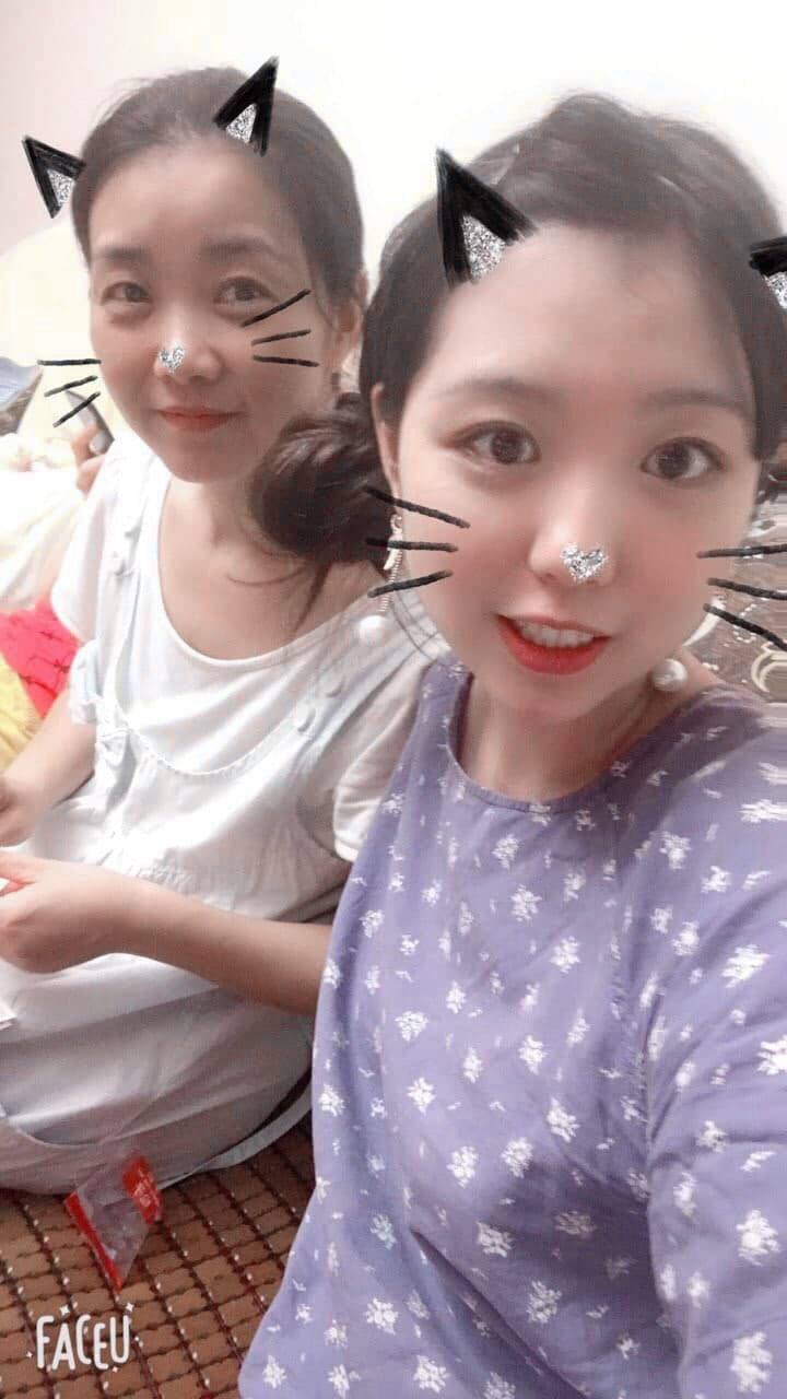 不怕反差婊有文化，就怕反差婊戴眼鏡 [118P]