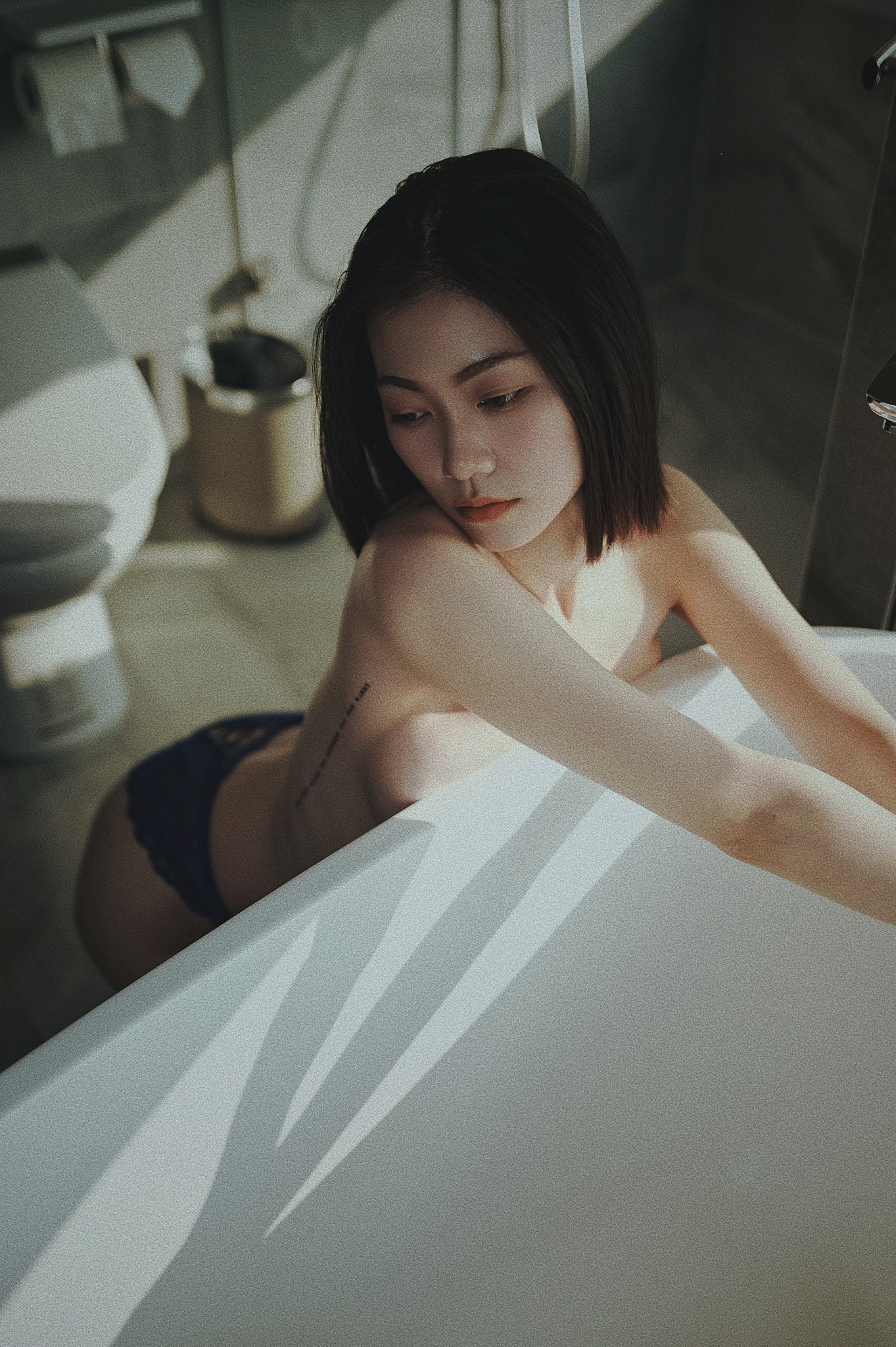 [美圖分享]灣灣的一個(gè)模特,瘦馬大燈