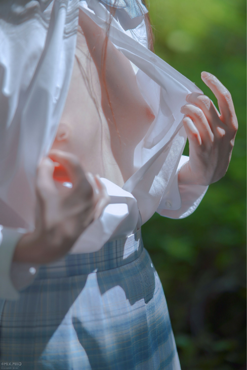 幾張精美的奶子圖，你確定不來(lái)看