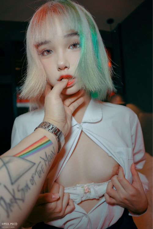 幾張精美的奶子圖，你確定不來(lái)看